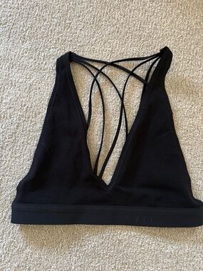 Lululemon A little closer bralette NWT Black size S